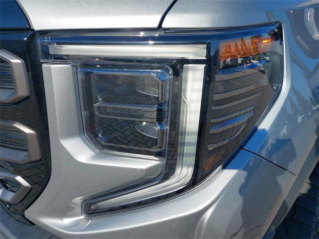 Used 2023 GMC Sierra 1500 AT4X image 30