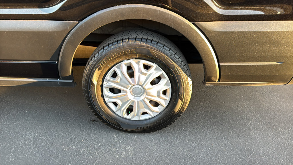 Certified 2023 Ford Transit 350 XLT RWD image 8