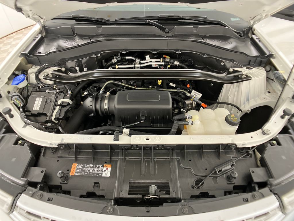 Certified 2022 Ford Explorer Limited w/ Limited Technology Package image 33