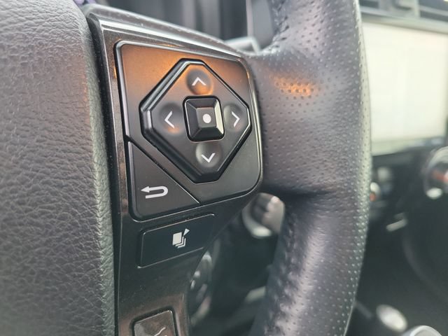 Used 2024 Toyota 4Runner TRD Off-Road Premium w/ Moonroof Package AWD/4WD image 17