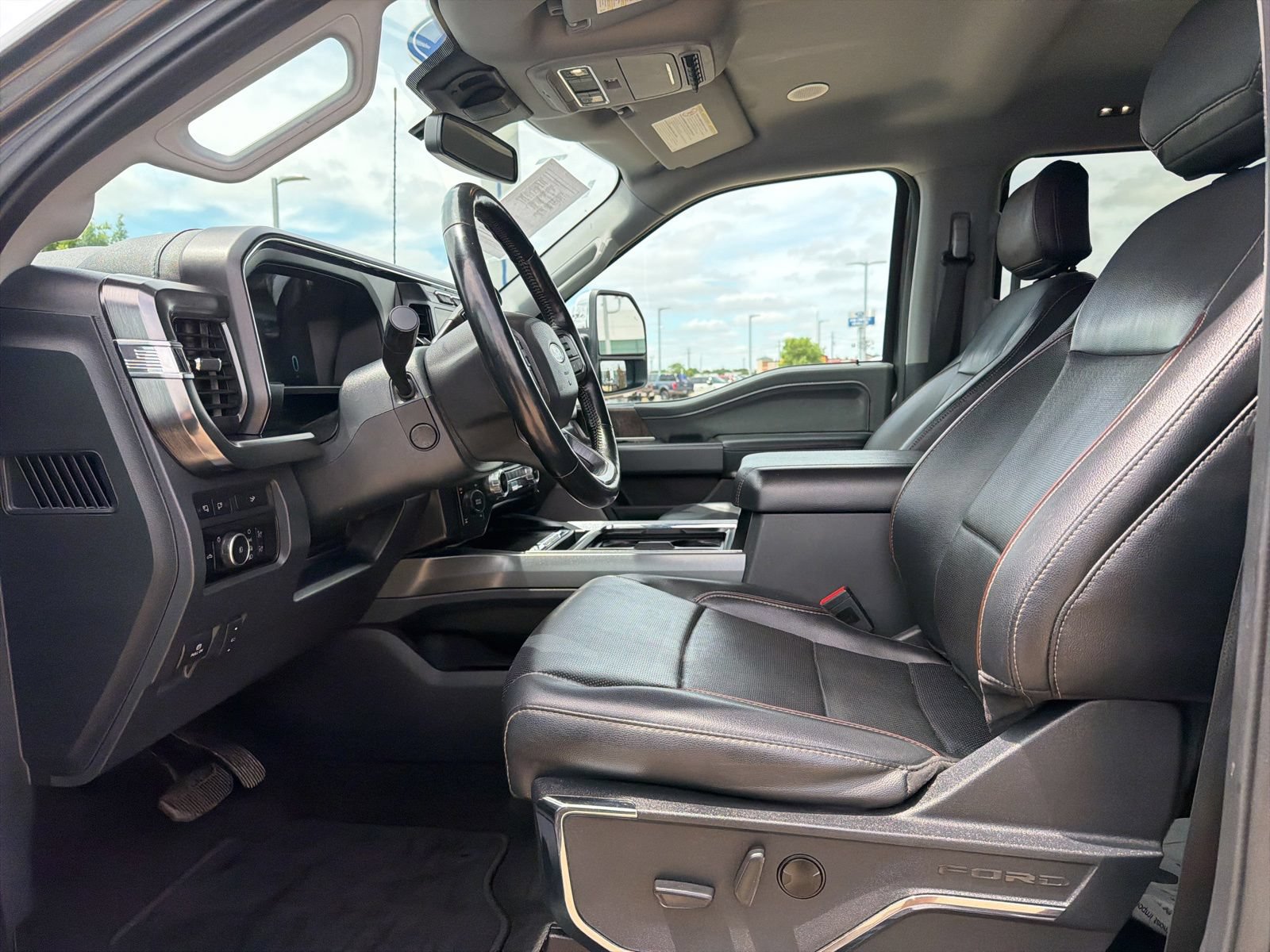 Certified 2023 Ford F250 Lariat w/ Lariat Ultimate Package AWD/4WD image 14
