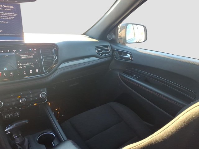 Used 2025 Dodge Durango GT AWD/4WD image 15