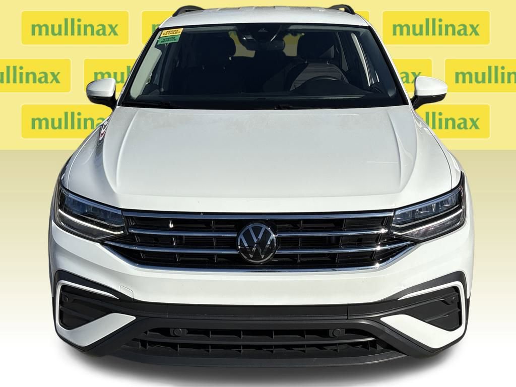 Used 2024 Volkswagen Tiguan S image 7