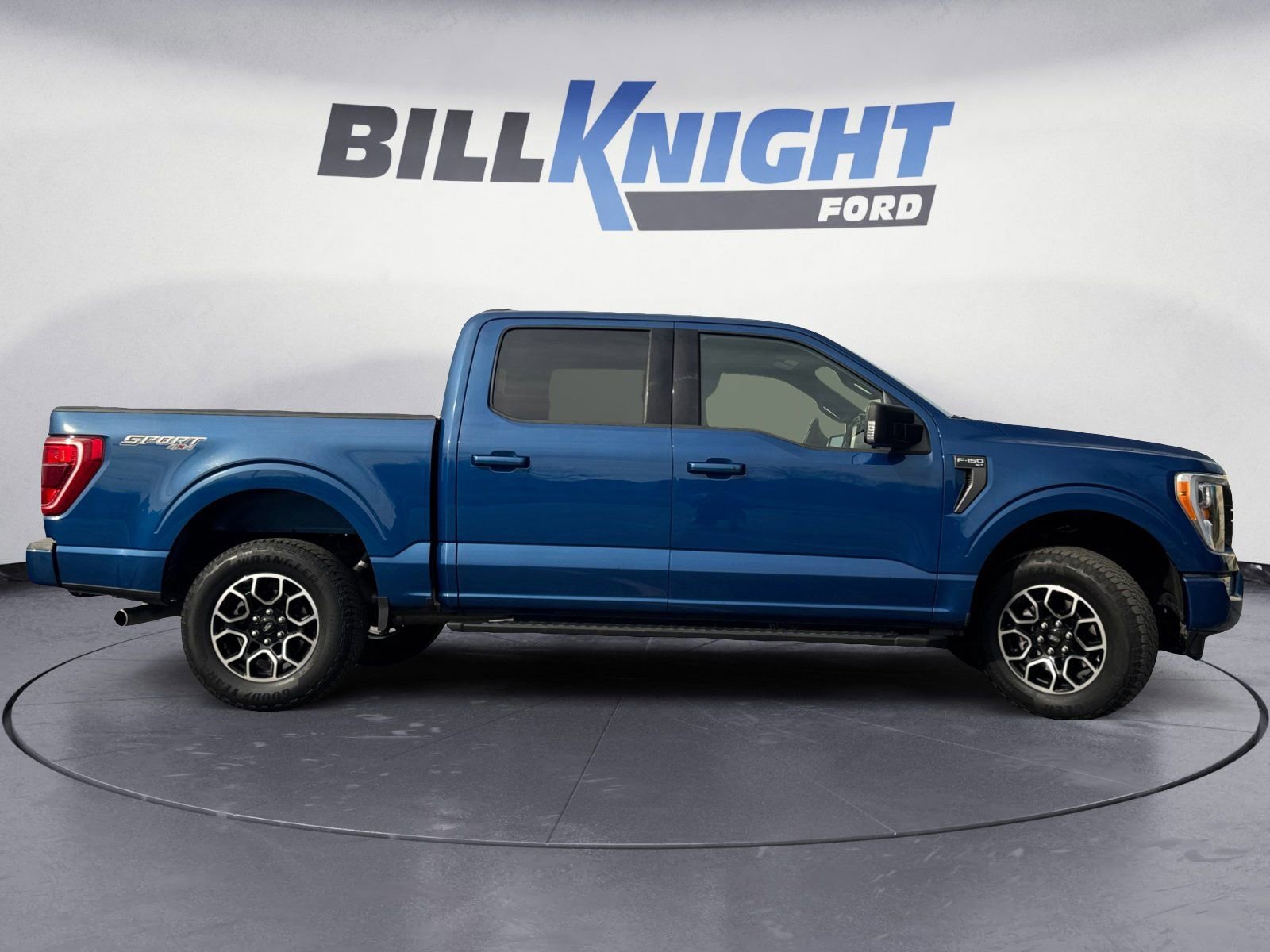 Certified 2022 Ford F150 XLT w/ Equipment Group 302A High image 6