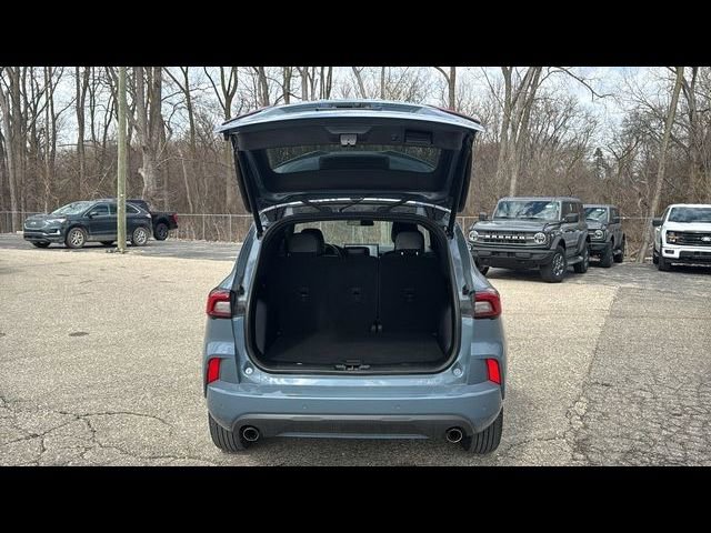 Certified 2023 Ford Escape ST-Line w/ Tech Pack #1 AWD/4WD image 29
