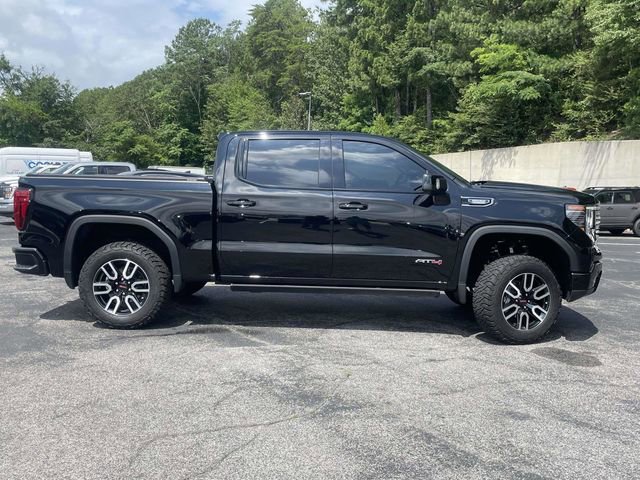 Used 2025 GMC Sierra 1500 AT4 w/ Technology Package AWD/4WD image 2