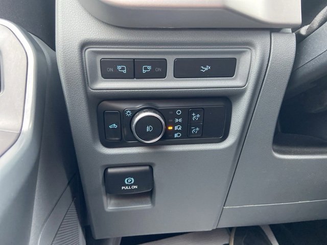 Certified 2022 Ford F150 XLT w/ Equipment Group 302A High image 18