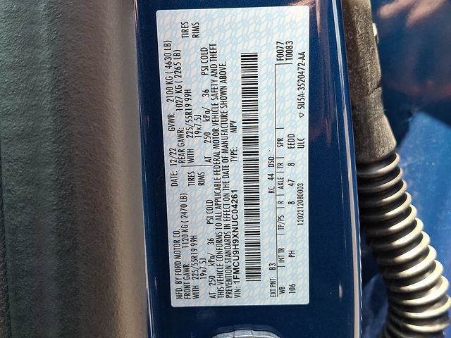 Certified 2022 Ford Escape SEL w/ SEL Stealth AWD Package image 27