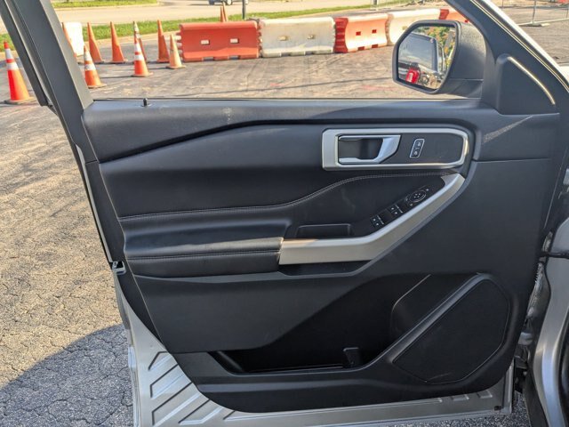 Certified 2023 Ford Explorer XLT AWD/4WD image 13