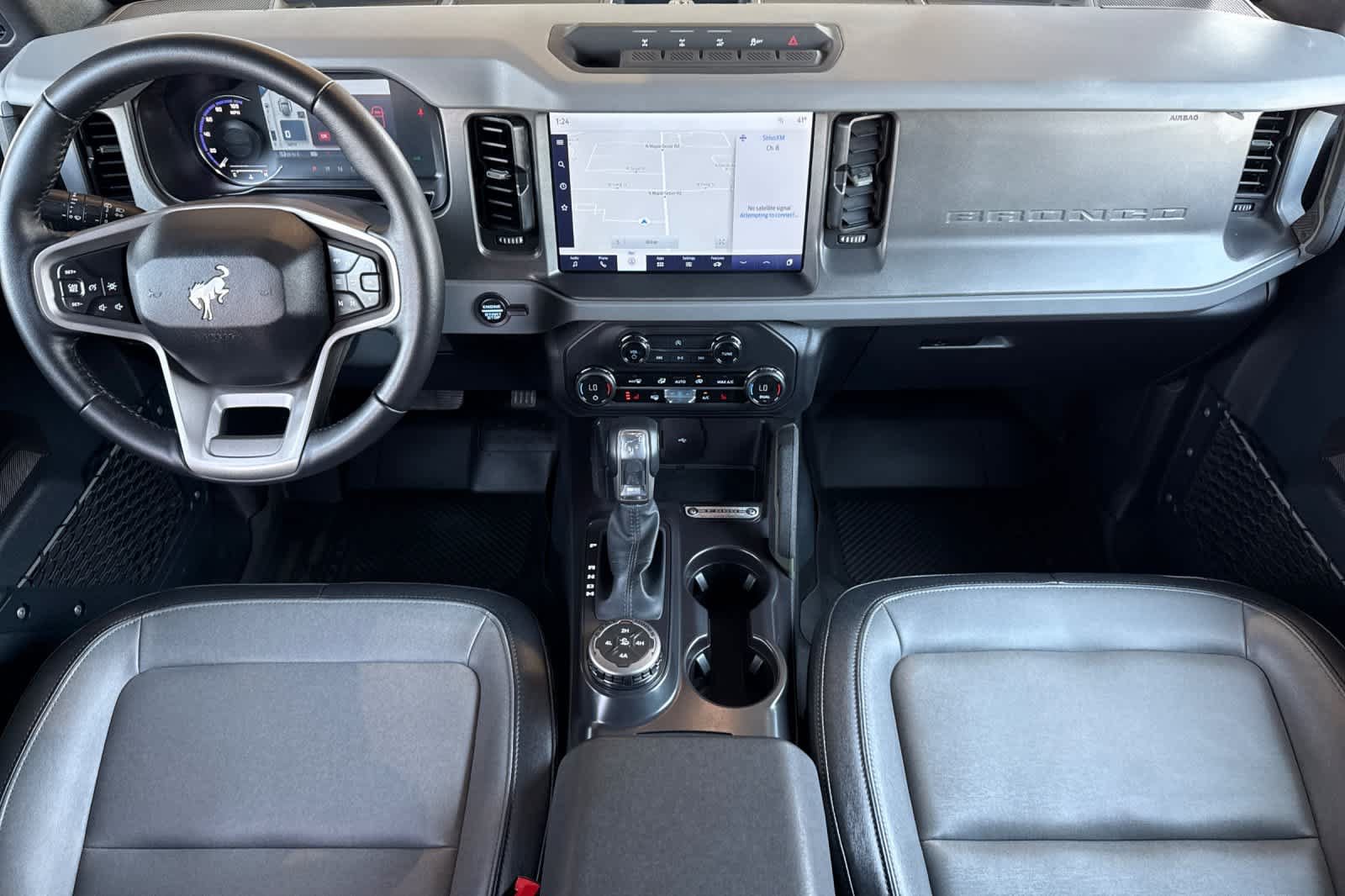 Certified 2024 Ford Bronco Everglades AWD/4WD image 3