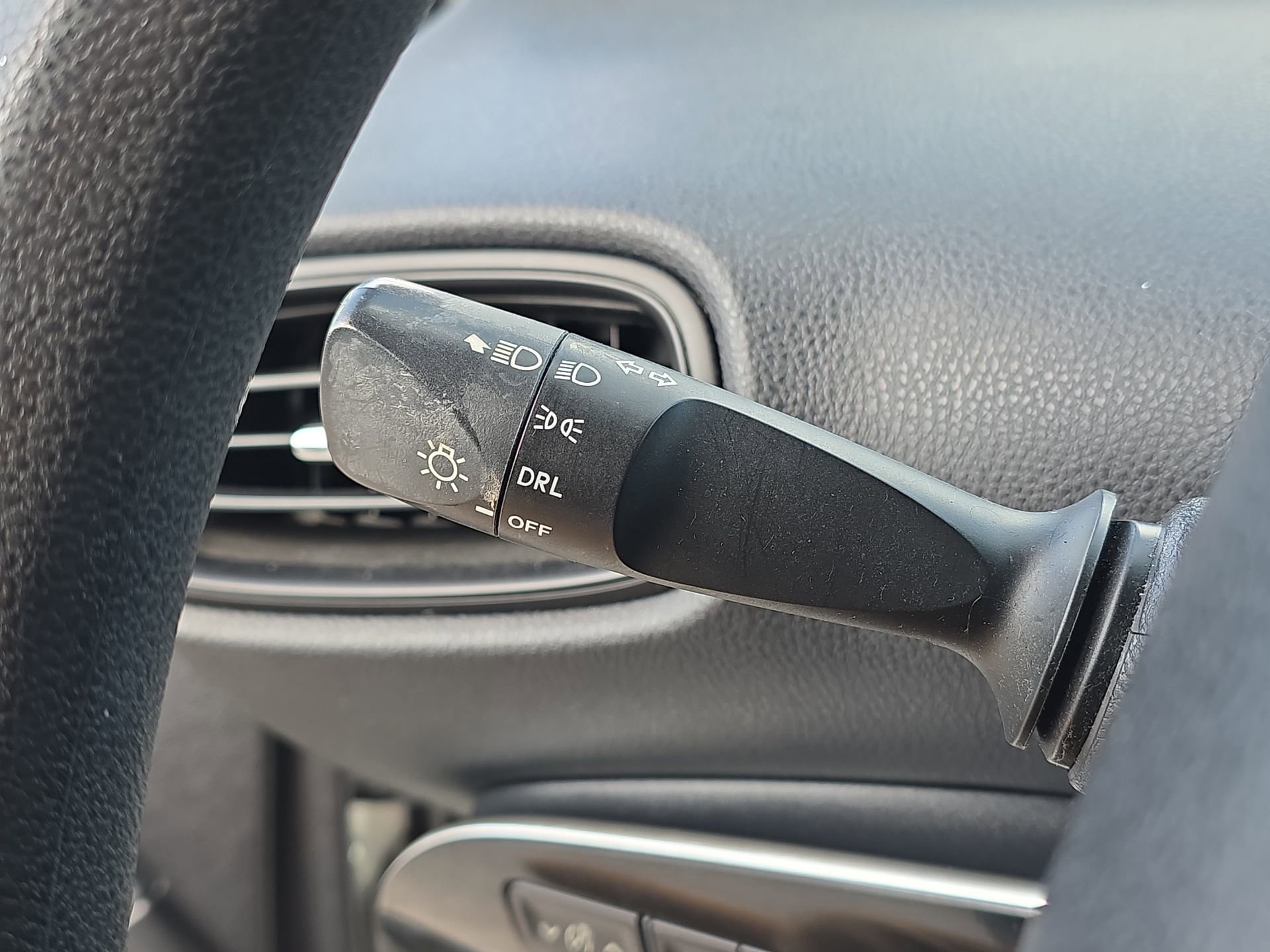 Used 2017 Toyota Prius Four image 59