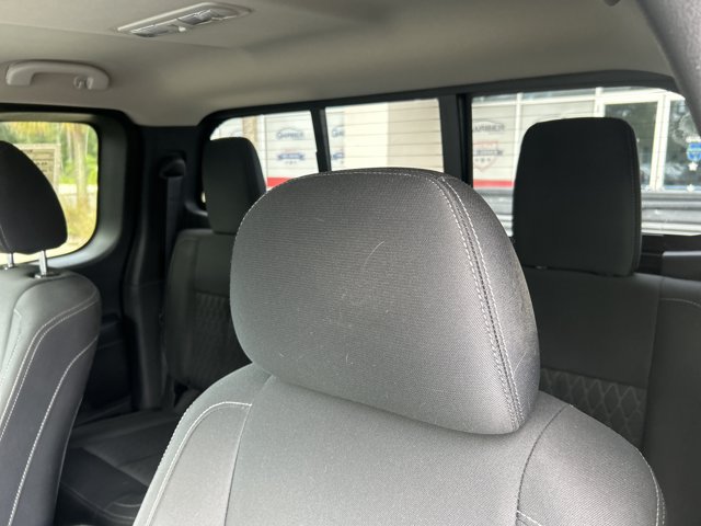 Used 2017 Nissan Titan SV RWD image 20