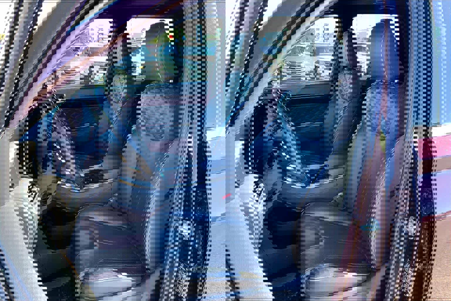 Used 2022 Hyundai Palisade Calligraphy image 9