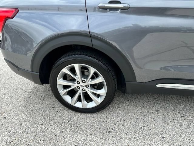 Certified 2021 Ford Explorer Platinum w/ Equipment Group 601A AWD/4WD image 89
