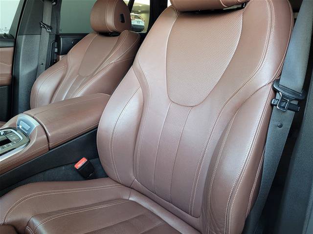 Used 2019 BMW X5 xDrive40i w/ M Sport Package AWD/4WD image 22