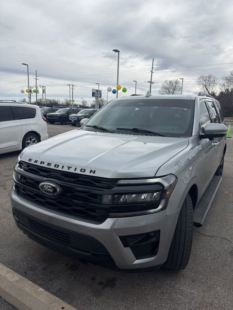 Certified 2023 Ford Expedition Limited image 2