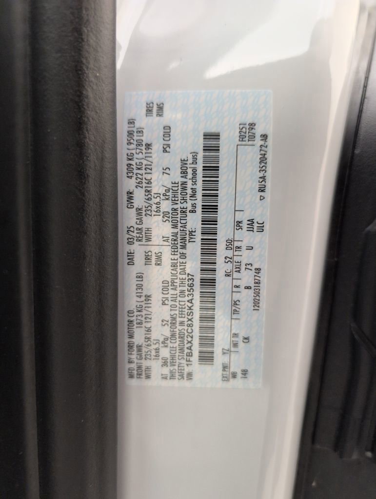 Certified 2025 Ford Transit 350 XLT image 49