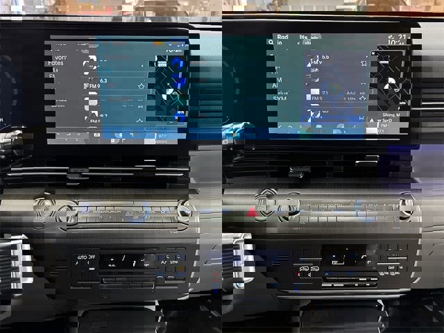 Used 2024 Hyundai Kona Limited image 8