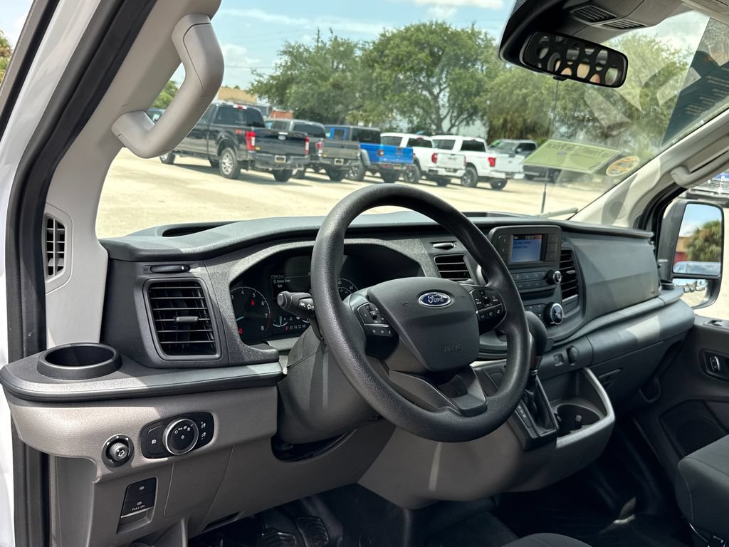 Certified 2025 Ford Transit 250 Low Roof w/ Exterior Upgrade Package RWD image 6