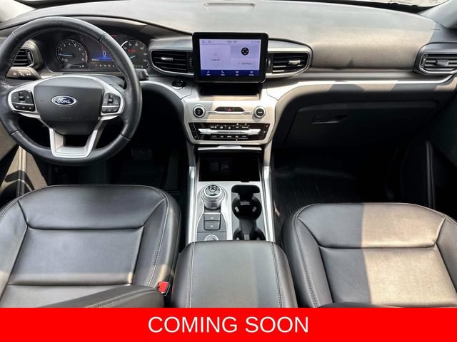 Certified 2022 Ford Explorer XLT w/ Equipment Group 202A AWD/4WD image 9