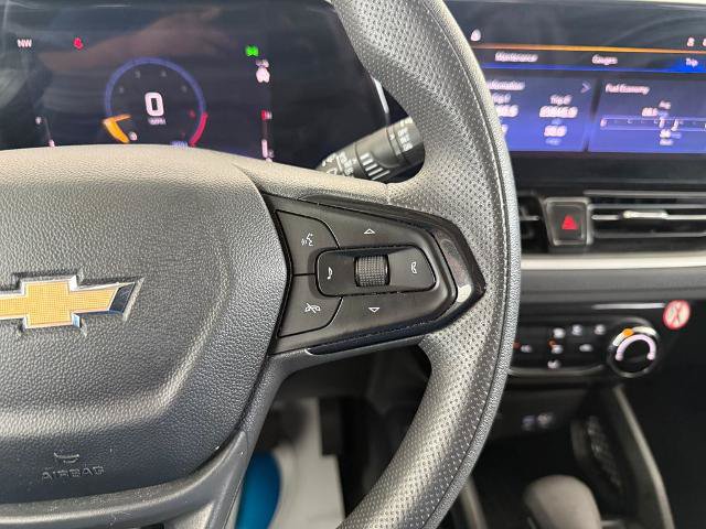 Used 2025 Chevrolet TrailBlazer LT FWD image 12