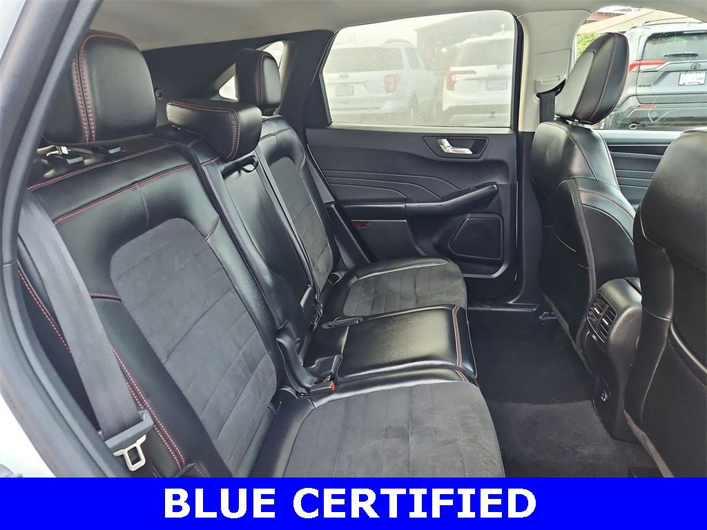 Certified 2022 Ford Escape SEL w/ SEL Stealth AWD Package image 30