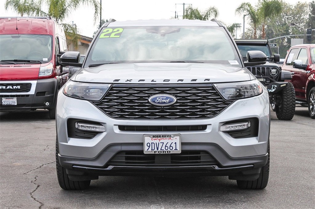 Certified 2022 Ford Explorer ST-Line w/ Class IV Trailer Tow Package image 2