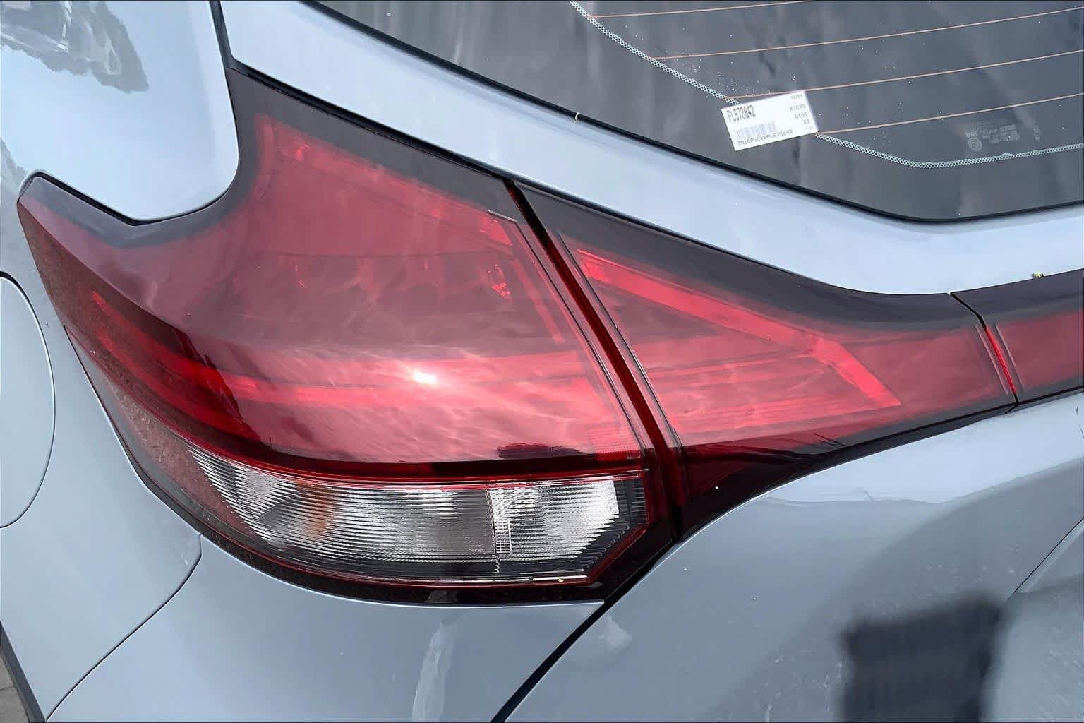 Used 2023 Nissan Kicks SV FWD image 29