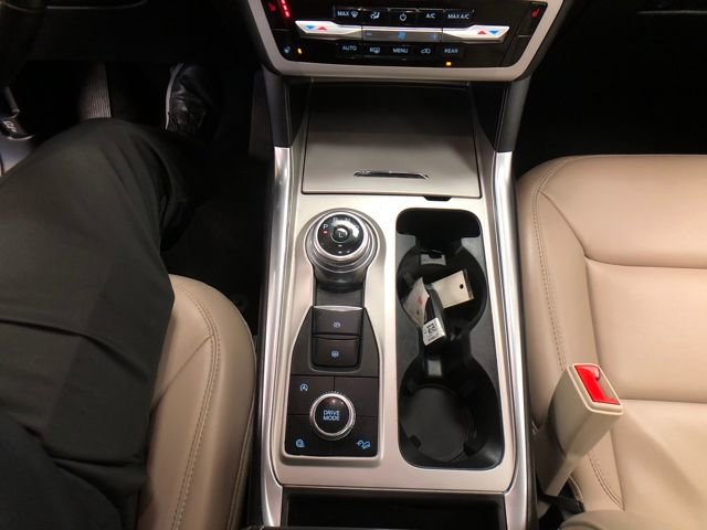Certified 2023 Ford Explorer XLT w/ Equipment Group 202A image 19