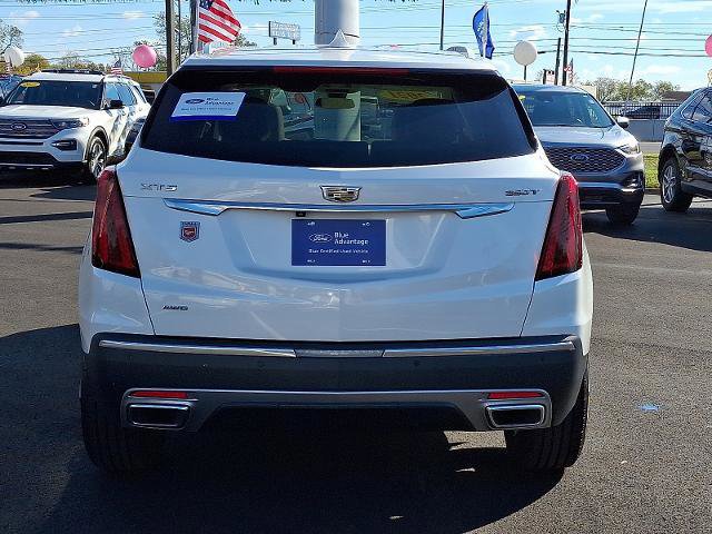Used 2021 Cadillac XT5 Premium Luxury image 3