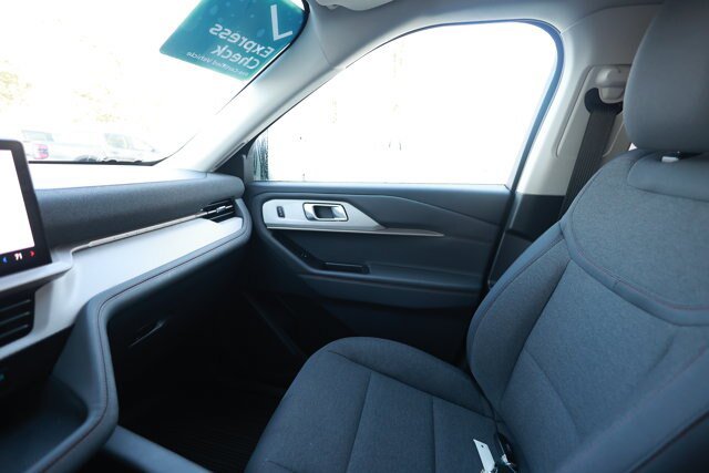 Certified 2026 Ford Explorer Active AWD/4WD image 20