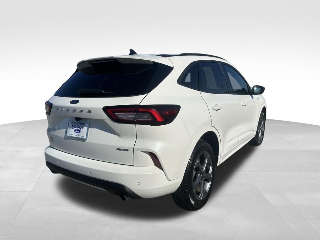 Certified 2023 Ford Escape ST-Line w/ Tech Pack #1 image 8
