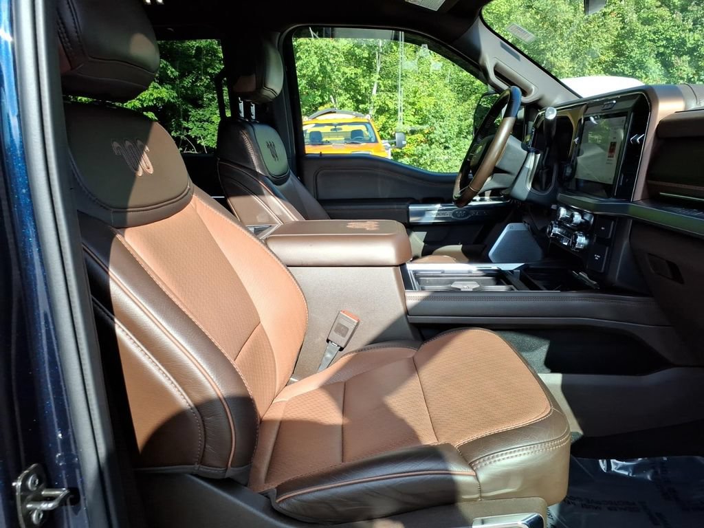 Certified 2025 Ford F350 King Ranch AWD/4WD image 18