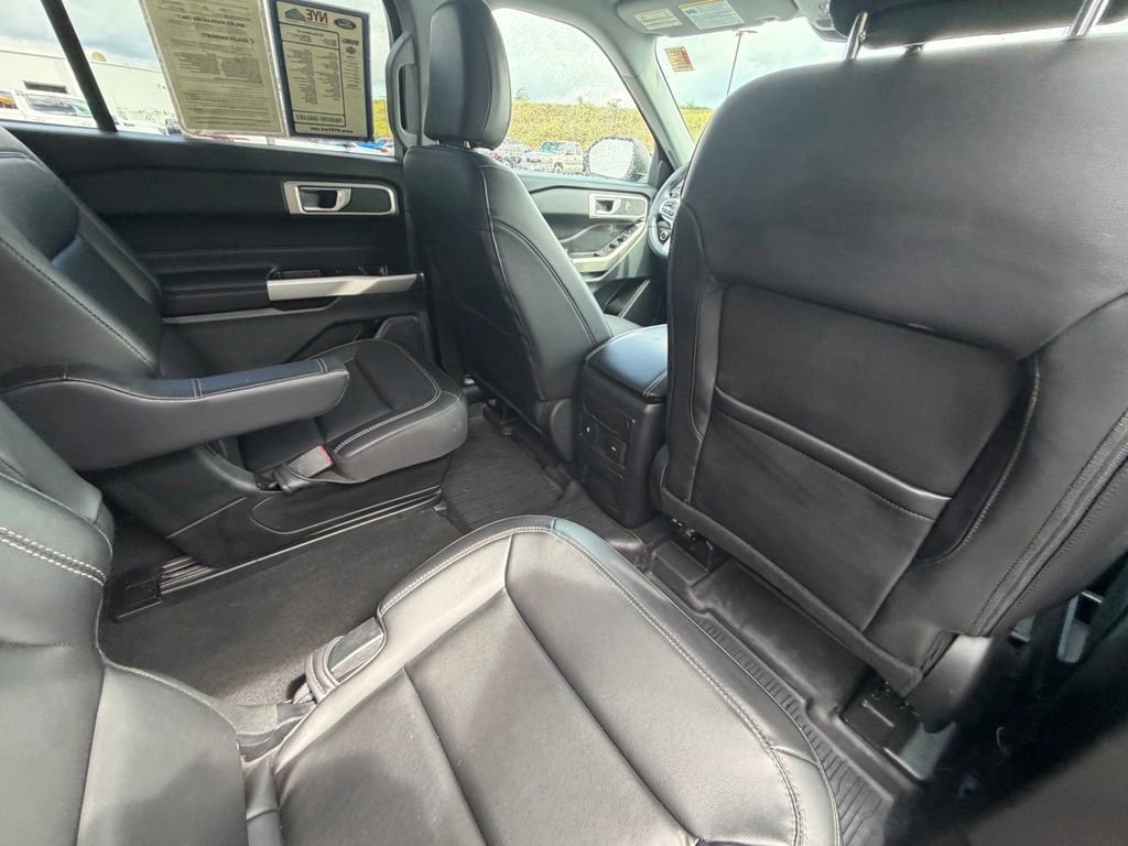 Certified 2023 Ford Explorer XLT w/ Equipment Group 202A AWD/4WD image 44