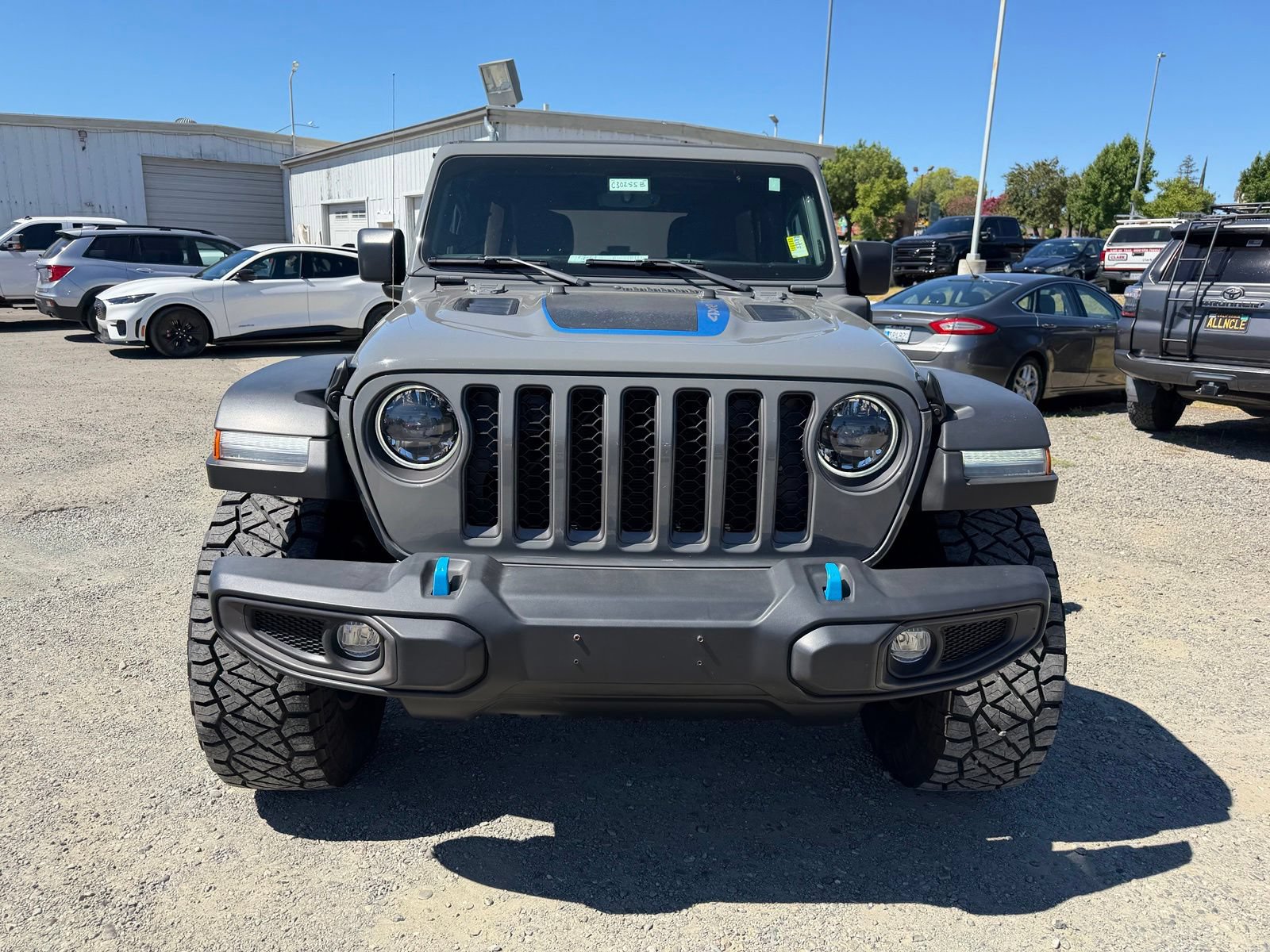 Used 2023 Jeep Wrangler Unlimited Rubicon 4xe AWD/4WD image 8