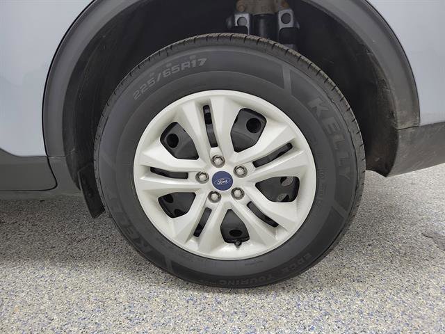 Certified 2022 Ford Escape S image 5