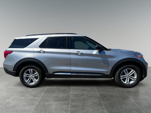 Certified 2023 Ford Explorer XLT AWD/4WD image 7