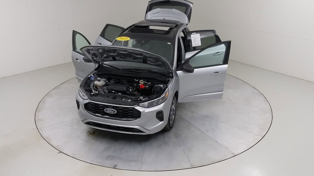 Certified 2023 Ford Escape ST-Line w/ Tech Pack #1 image 43