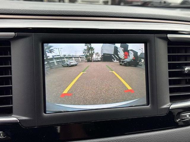 Used 2023 Chrysler Voyager LX image 29