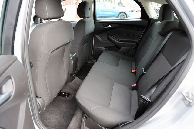 Certified 2018 Ford Focus SE image 16