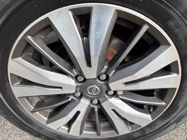 Used 2019 Nissan Pathfinder SV AWD/4WD image 12