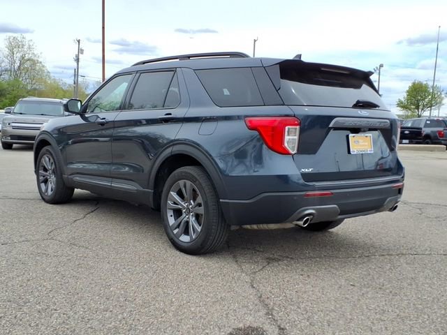 Certified 2024 Ford Explorer XLT w/ Equipment Group 202A AWD/4WD image 9