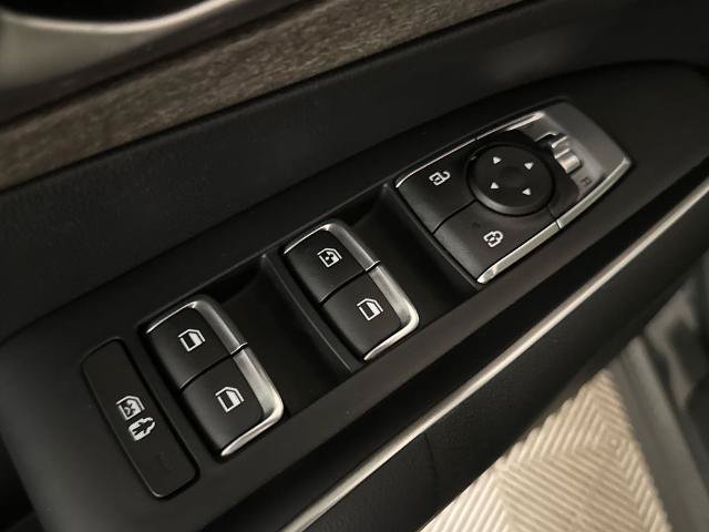 Used 2022 Kia Sorento S w/ Panoramic Sunroof Package AWD/4WD image 17