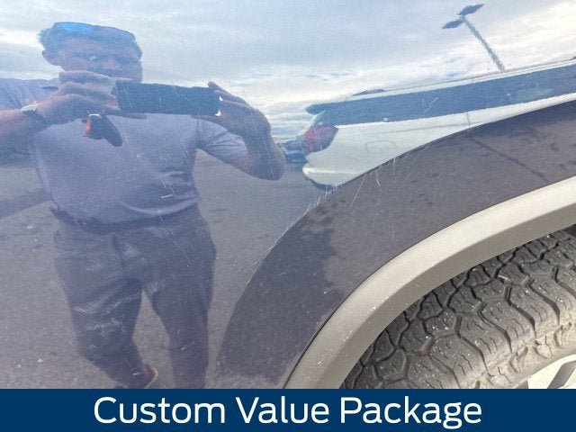 Used 2021 Chevrolet Silverado 2500 Custom w/ Custom Value Package AWD/4WD image 10