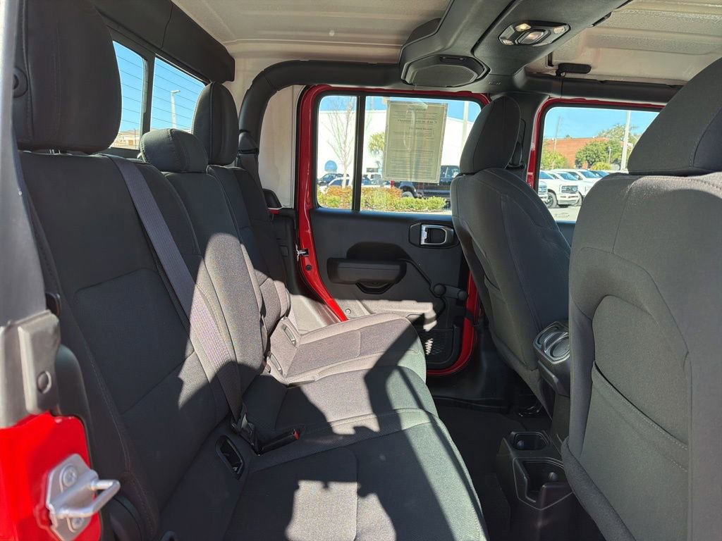 Used 2023 Jeep Gladiator Sport image 25