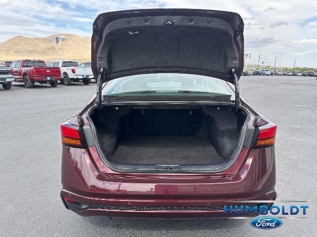 Used 2025 Nissan Altima 2.5 SV FWD image 27