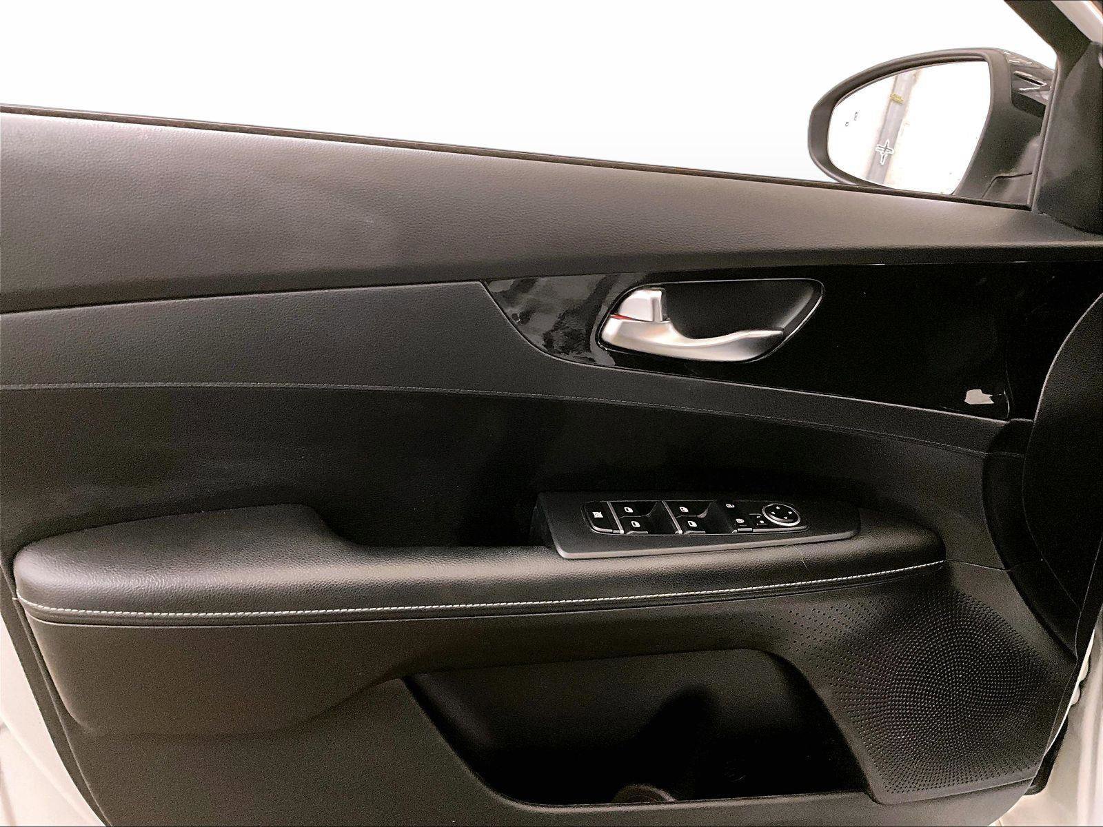 Used 2021 Kia Forte GT-Line FWD image 22