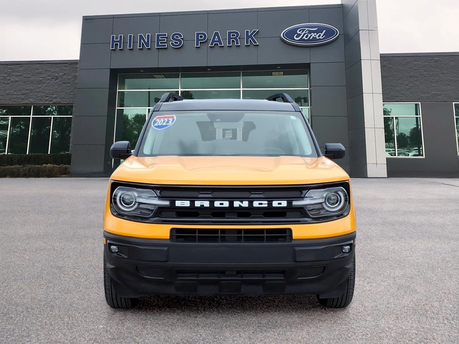 Certified 2023 Ford Bronco Sport Outer Banks AWD/4WD image 2