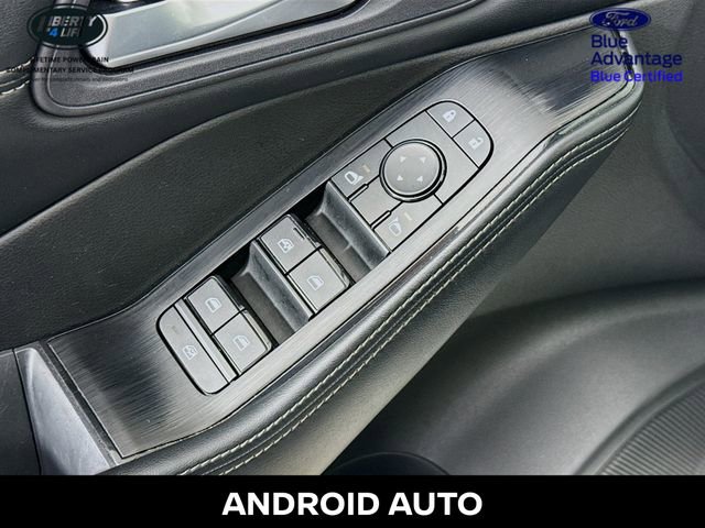 Used 2023 Nissan Rogue SV w/ SV Premium B Package image 17