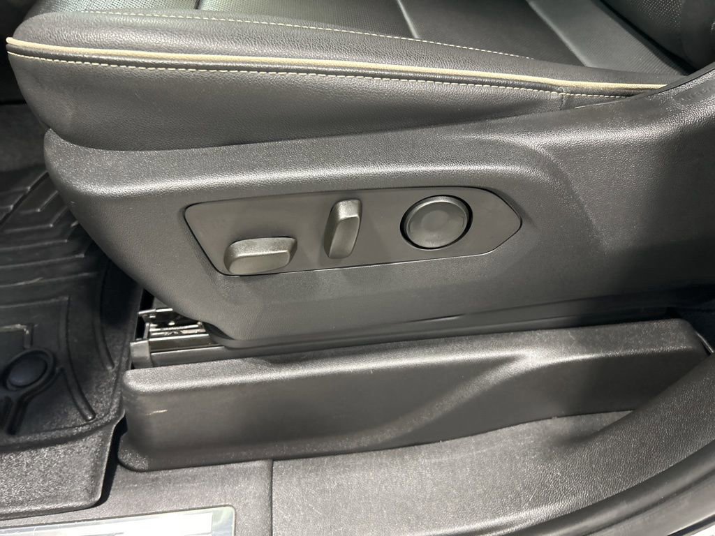 Used 2023 Chevrolet Tahoe Premier image 12